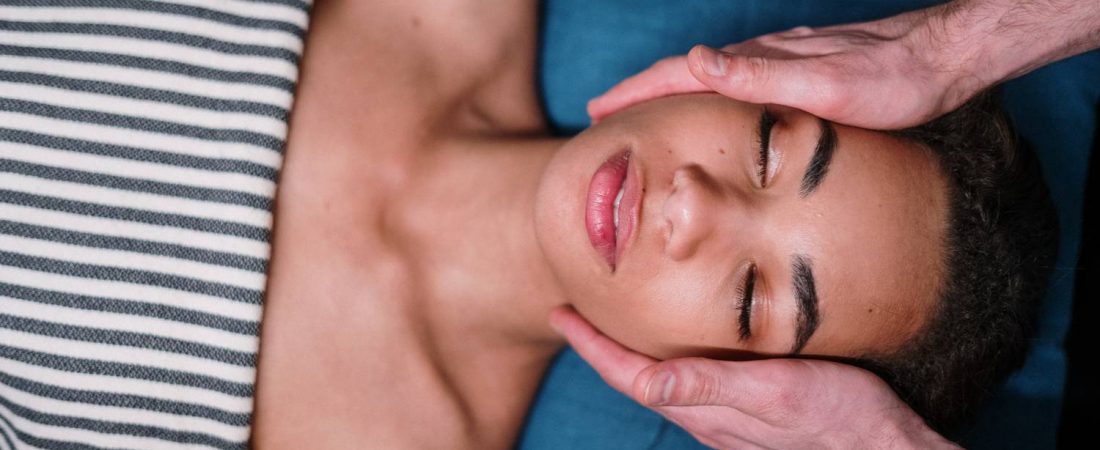 What is an Acupressure Facial Massage?